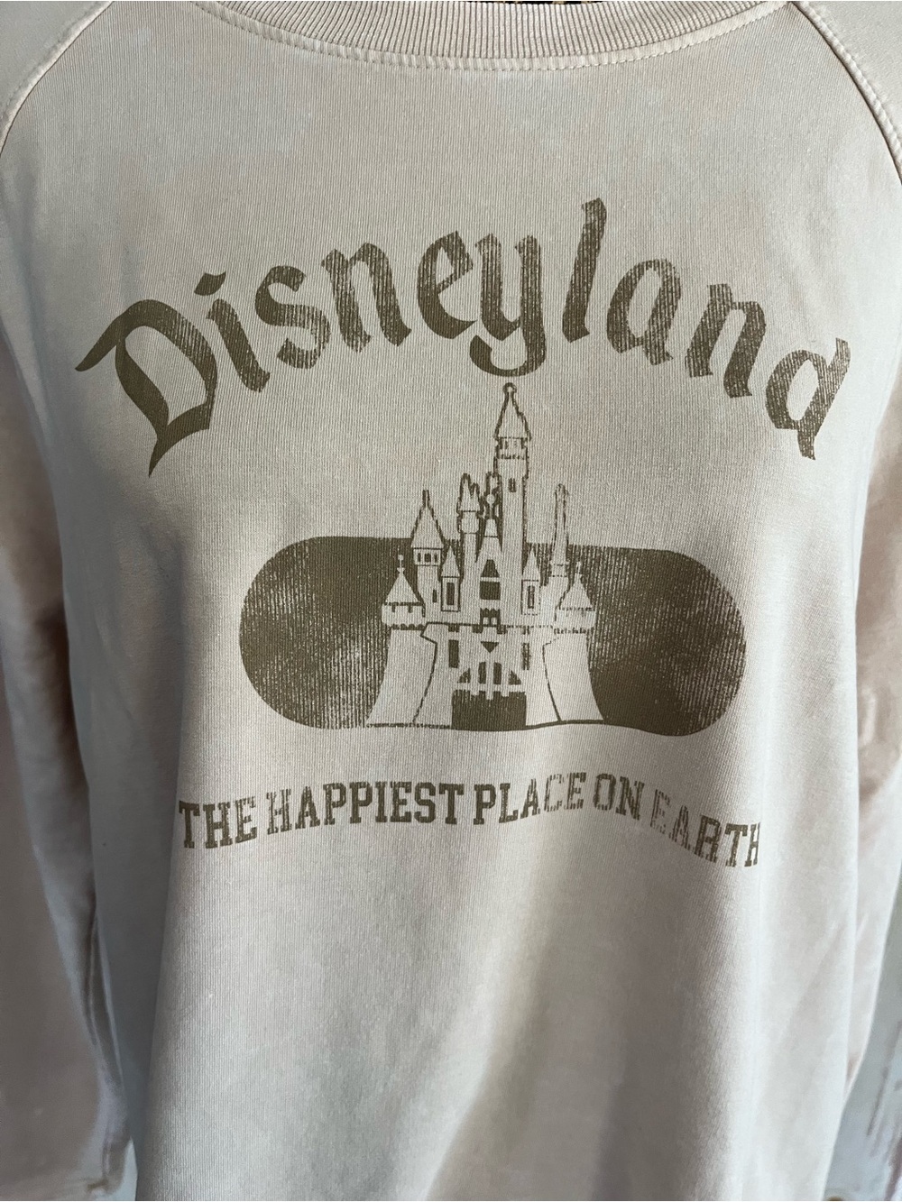 Disneyland Happiest Place on Earth vintage finish raglan pullover